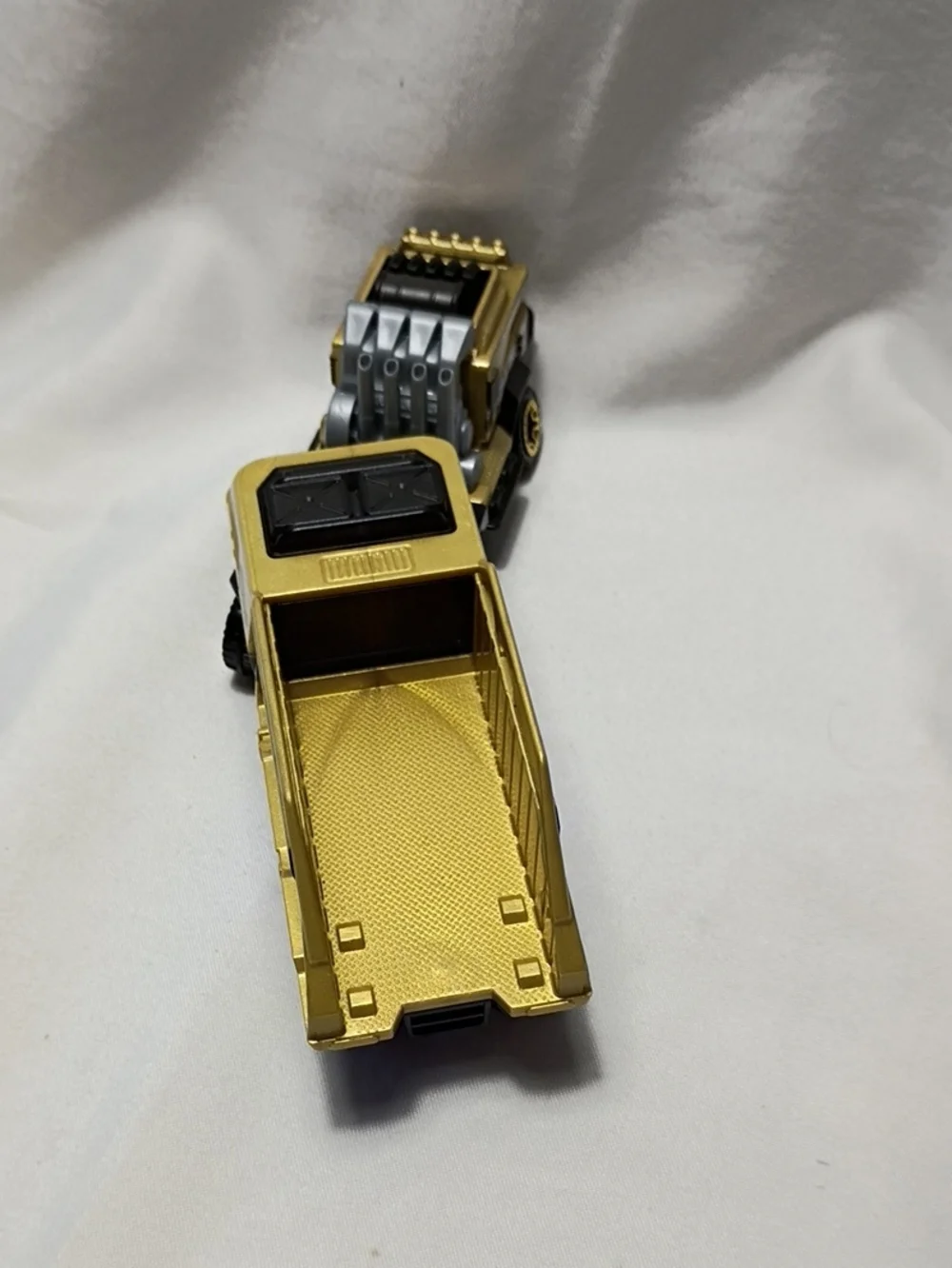 EUC Hot Wheels Matchbox Car Set Of 5 Gruppo Baja Bullet/Battalion Cinnamon Toast